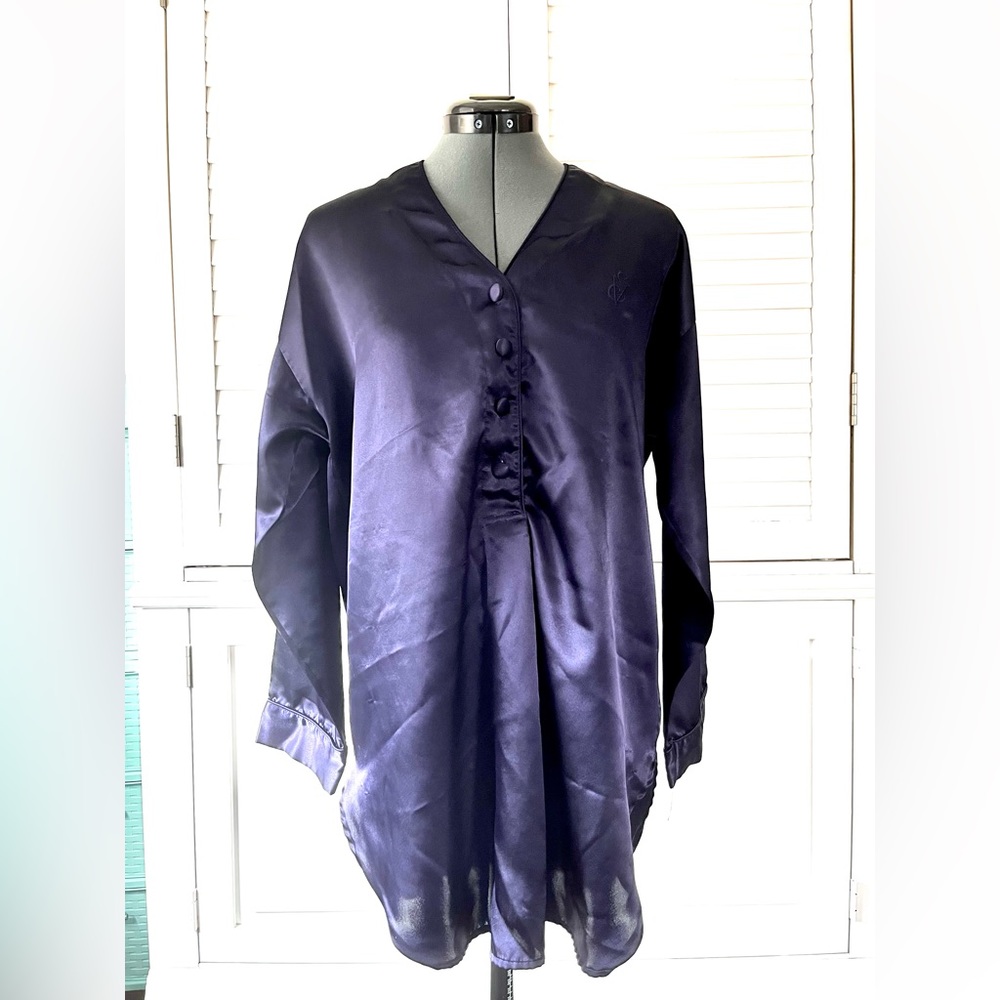 Gold Label Victoria’s Secret Satiny Purple Blouse/Sleep Shirt, Size Small/Petite